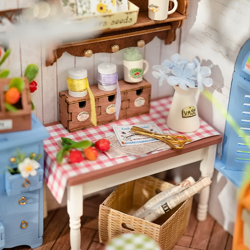 Rolife Miniature House - Dreamy Garden House DG163
