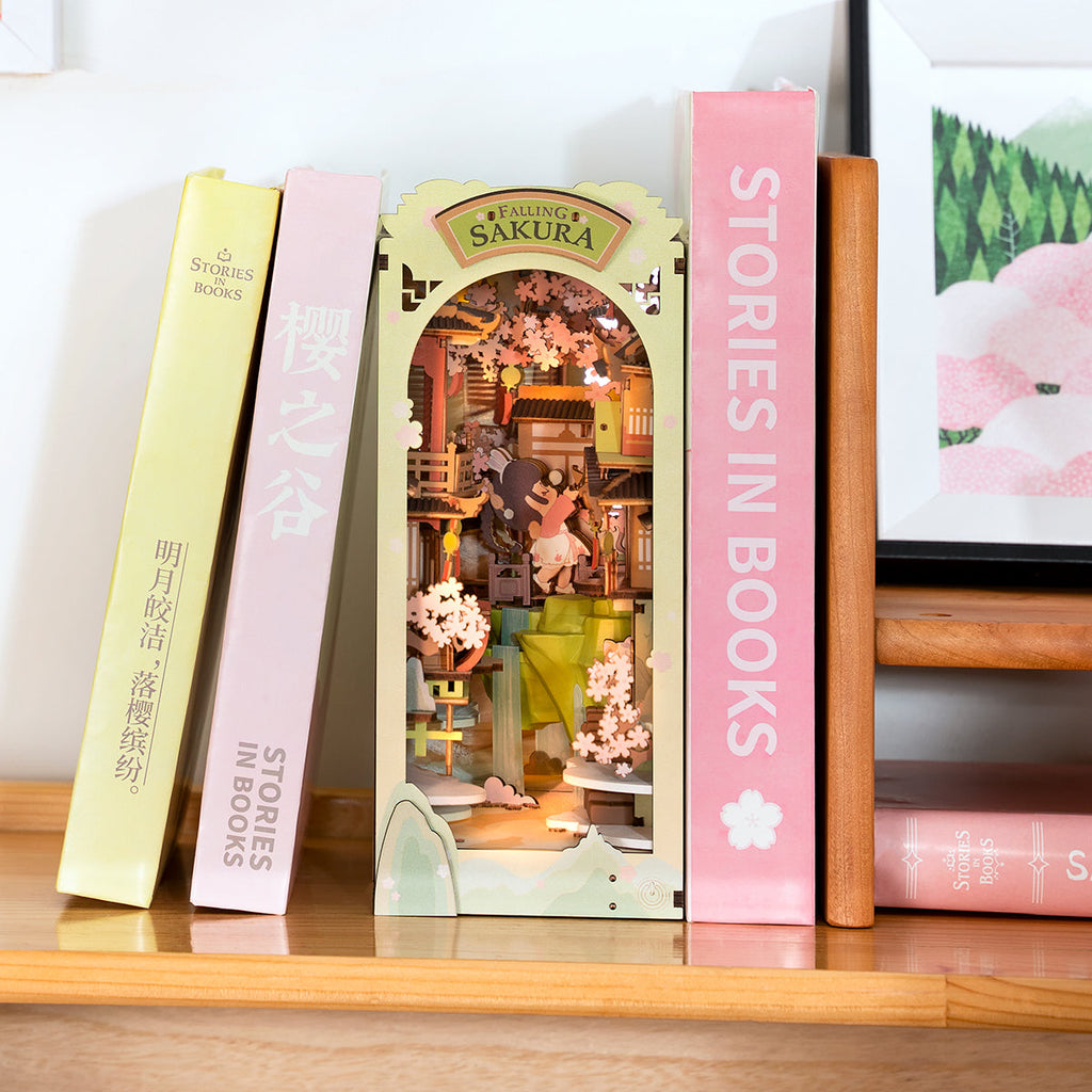 Rolife DIY Book Nook Kit - Falling Sakura TGB05