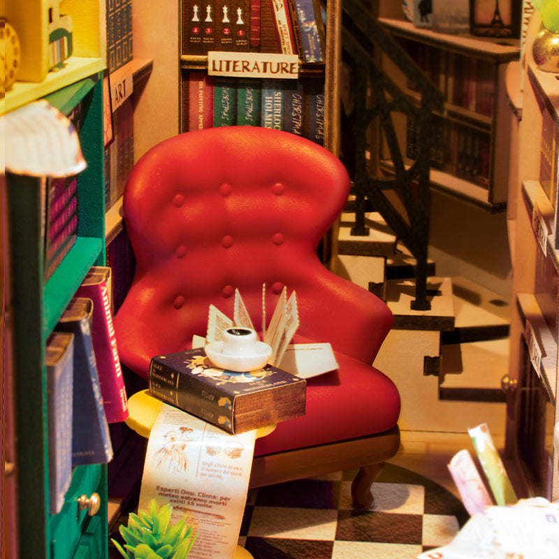 Rolife DIY Book Nook Kit - Bookstore TGB07