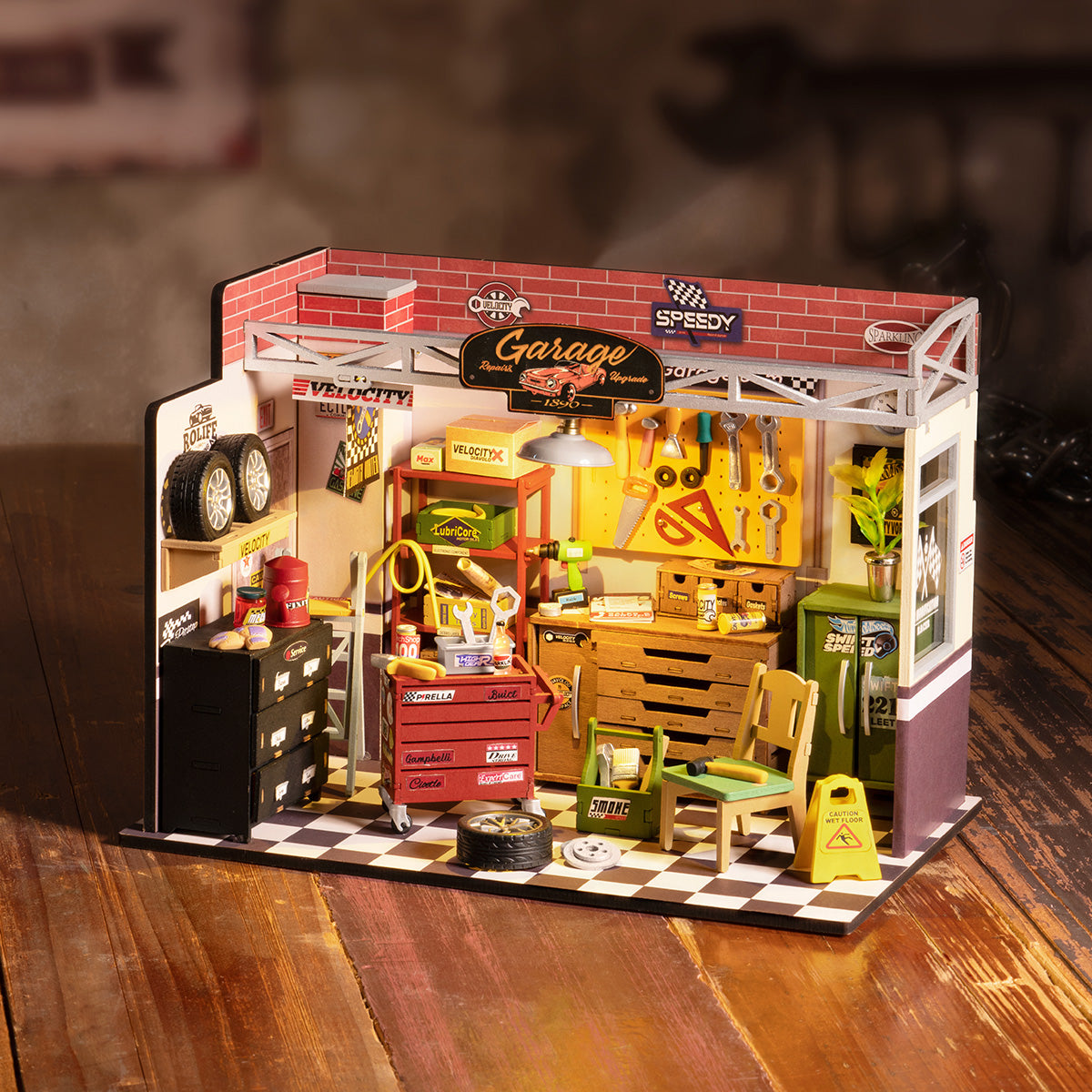 Rolife DIY Miniature House Kit - Garage Workshop  DG165