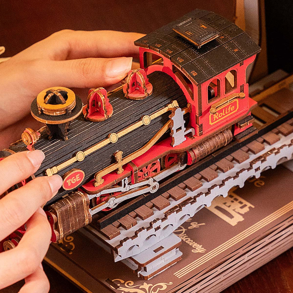 Rolife DIY Book Nook Kit - Century Train TGE01