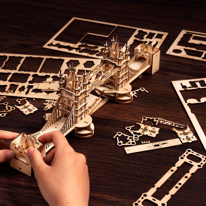 Rolife Modern 3D Wooden Puzzle - Tower Bridge Architecture TG412