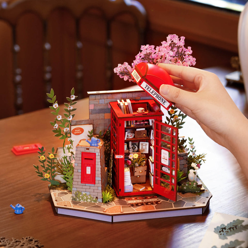 Rolife 3D Wooden Puzzle - Blossom Book Booth TGS05