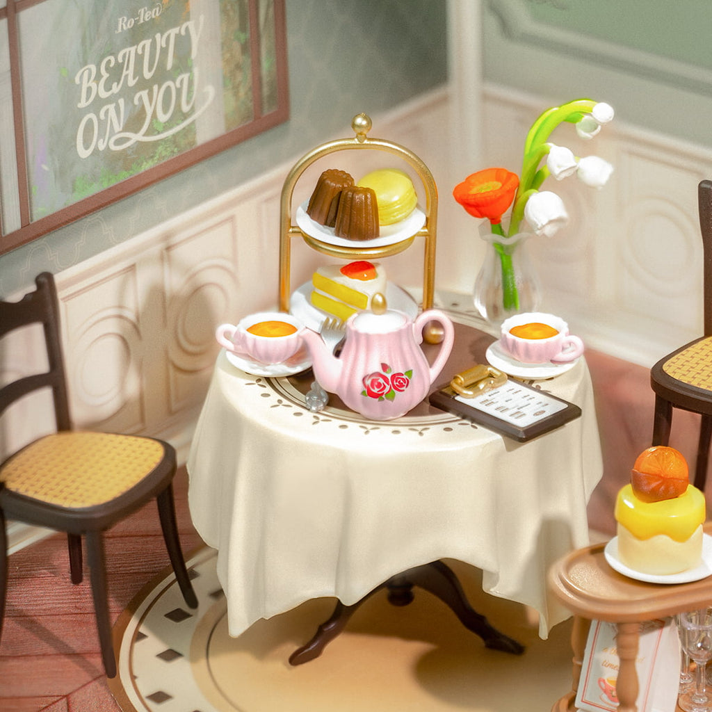 Rolife Sweet Sips Tea Super Creator Miniature House DW011