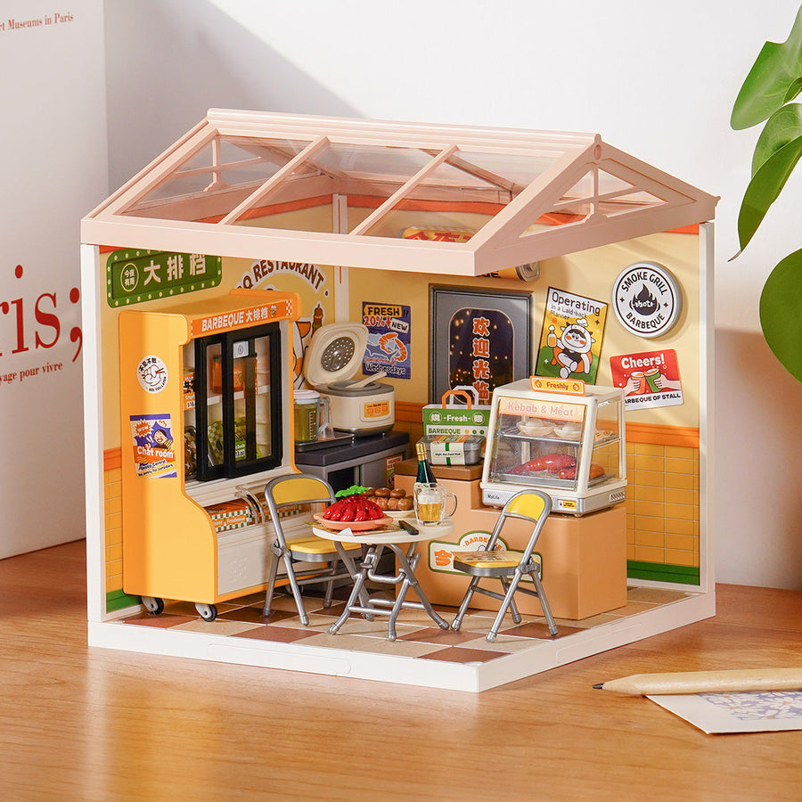Rolife Night Out Food Stall Super Creator Miniature House DW022