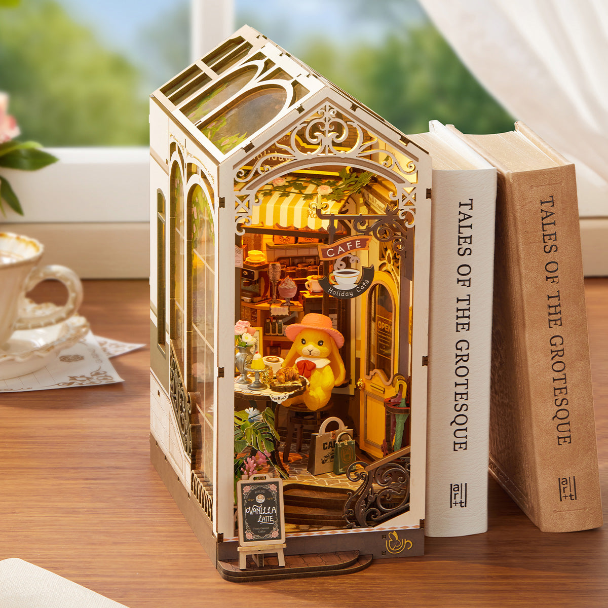 Rolife DIY Book Nook Kit - Holiday Cafe  TGB15
