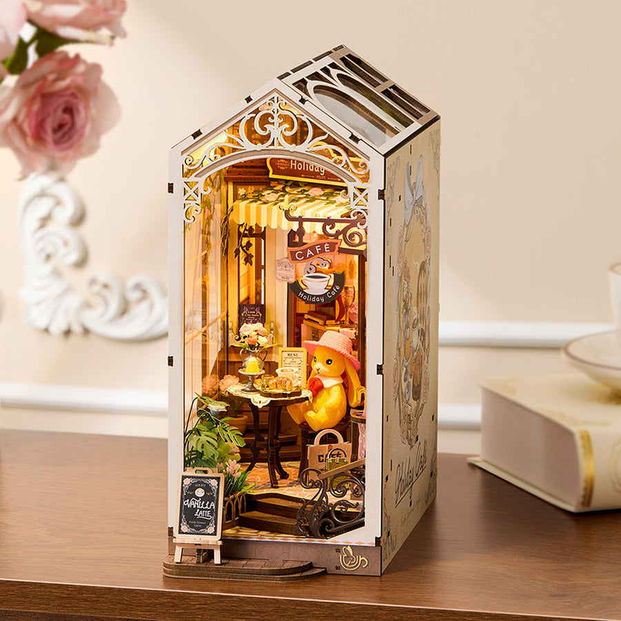 Rolife DIY Book Nook Kit - Holiday Cafe  TGB15