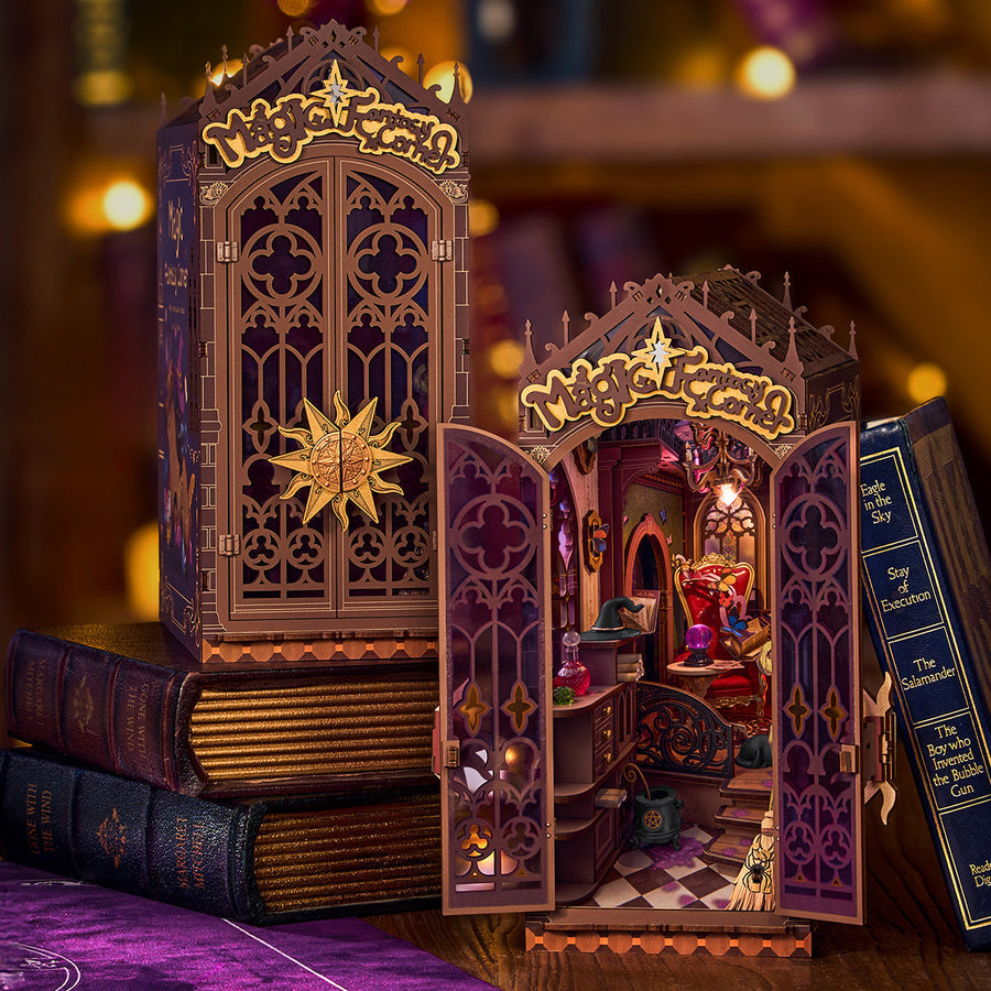 Rolife DIY Book Nook Kit - Magic Fantasy Corner TGB14