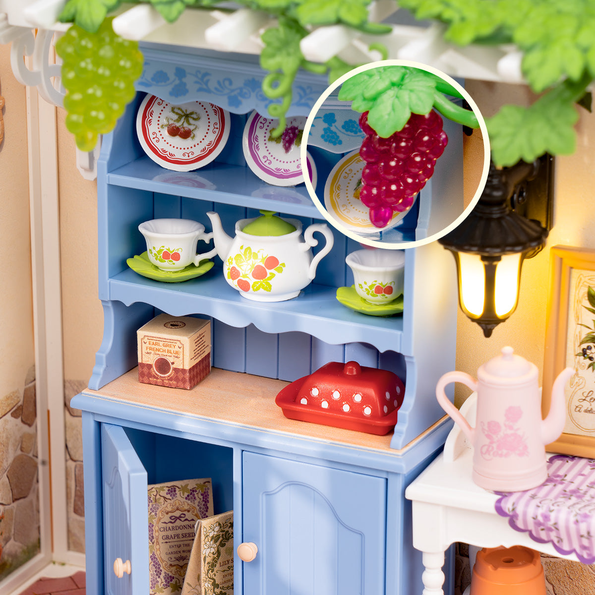 Rolife Midsummer Dream Yard Super Creator Miniature House DW025