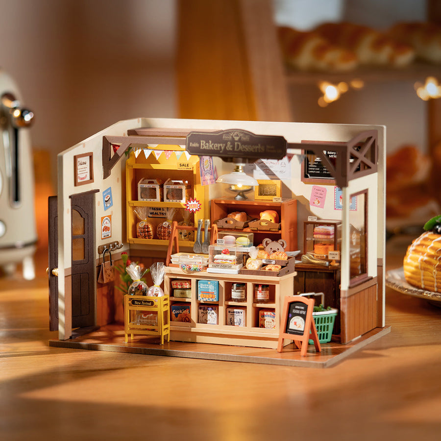 Rolife DIY Miniature House - Becka's Baking House DG161