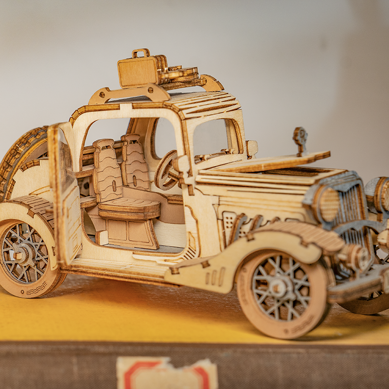 Rolife Modern 3D Wooden Puzzle - Vintage Car TG504
