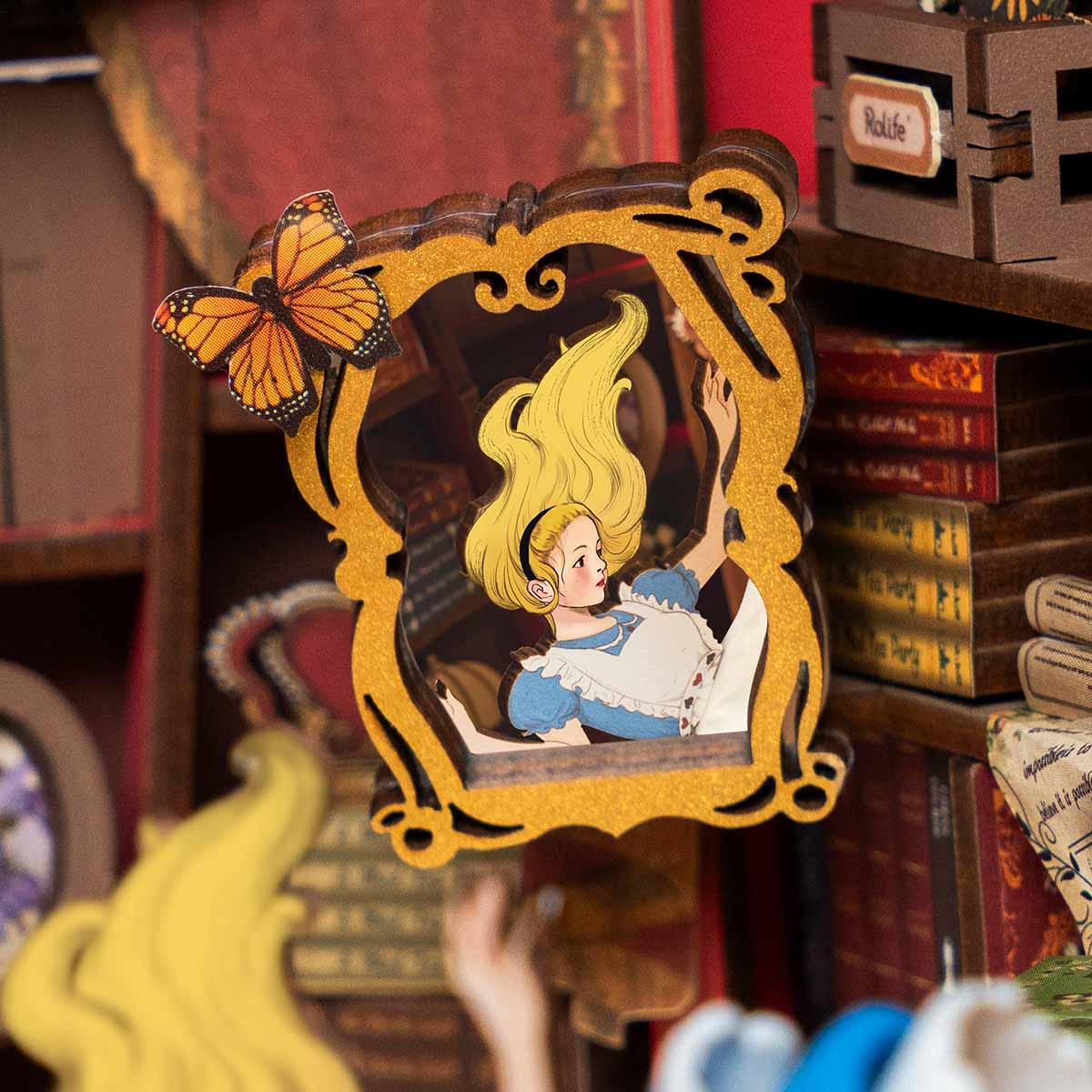 Rolife DIY Book Nook Kit - Fall into Wonder TGB12