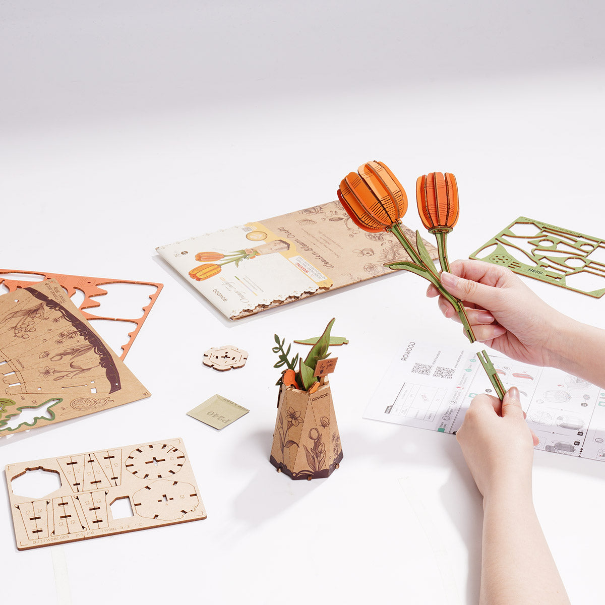 Rowood DIY Wooden Flower Orange Tulip TW081